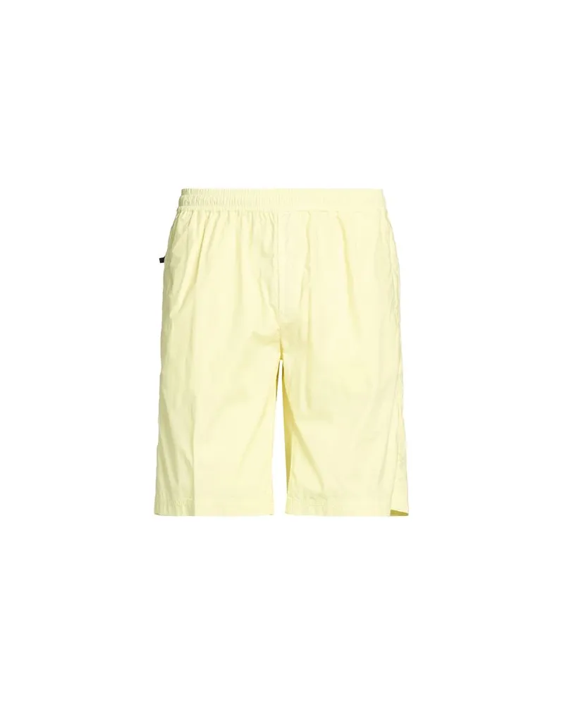 FRADI HOSEN & RÖCKE - Shorts & Bermudashortsauf YOOX.COM Pastellgelb