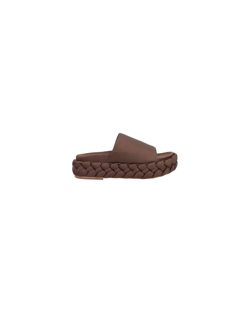 Paloma Barceló SCHUHE - Sandalenauf YOOX.COM Dunkelbraun