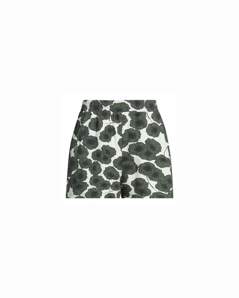 Majestic HOSEN & RÖCKE - Shorts & Bermudashortsauf YOOX.COM Grün