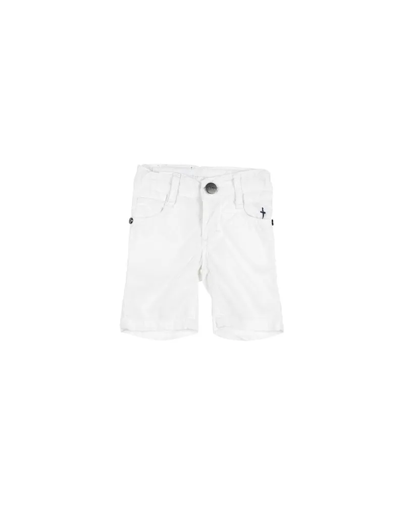 Cesare Paciotti HOSEN & RÖCKE - Shorts & Bermudashortsauf YOOX.COM Weiß