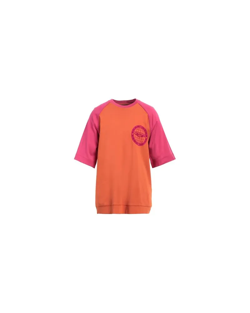 Versace Jeans TOPS - T-shirtsauf YOOX.COM Fuchsia