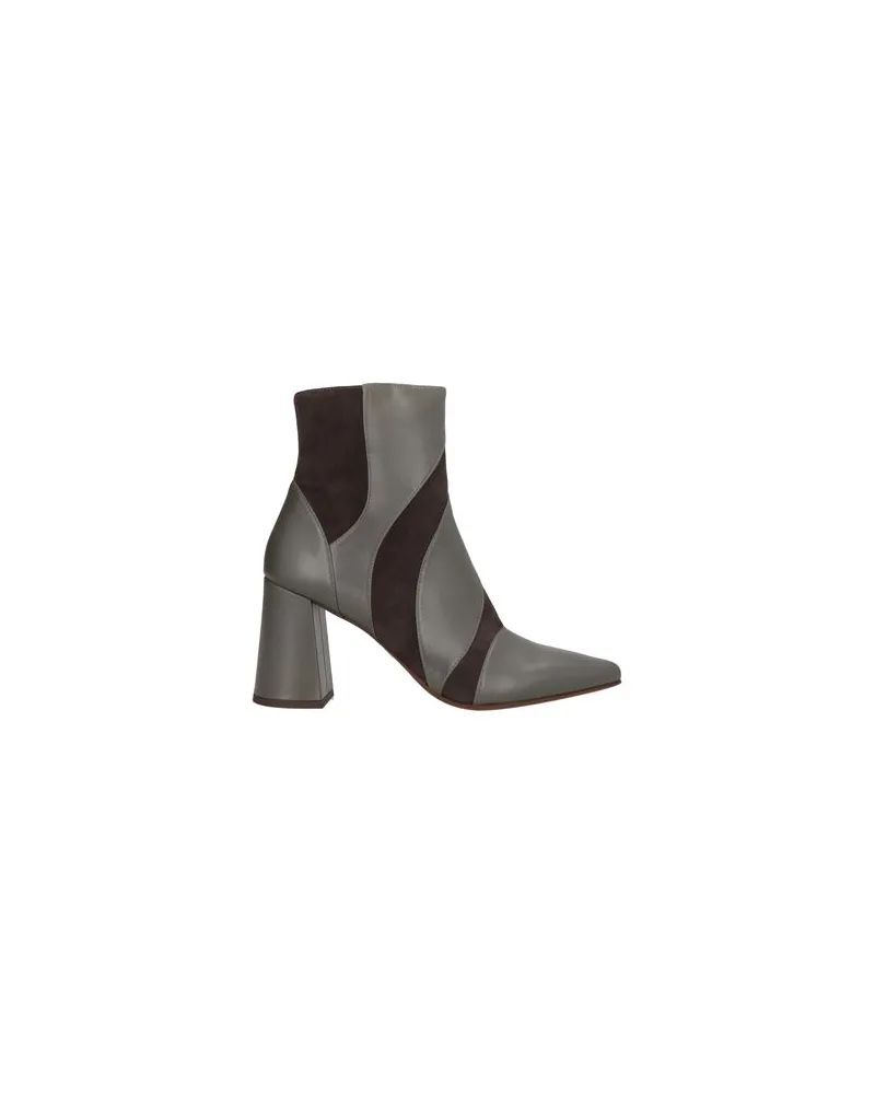 Chie Mihara SCHUHE - Stiefelettenauf YOOX.COM Blei