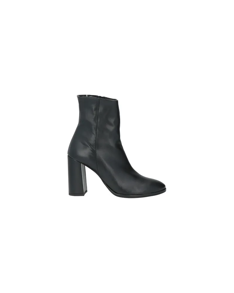 NCUB SCHUHE - Stiefelettenauf YOOX.COM Schwarz