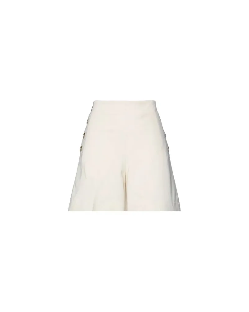 Jucca HOSEN & RÖCKE - Shorts & Bermudashortsauf YOOX.COM Elfenbein