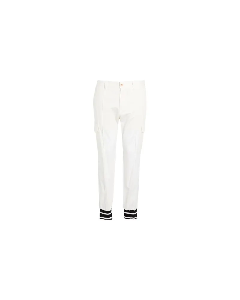 Dolce & Gabbana HOSEN & RÖCKE - Hosenauf YOOX.COM Weiß