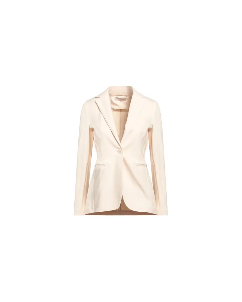 CIRCOLO 1901 ANZÜGE und CO-ORDS - Blazersauf YOOX.COM Cremeweiß