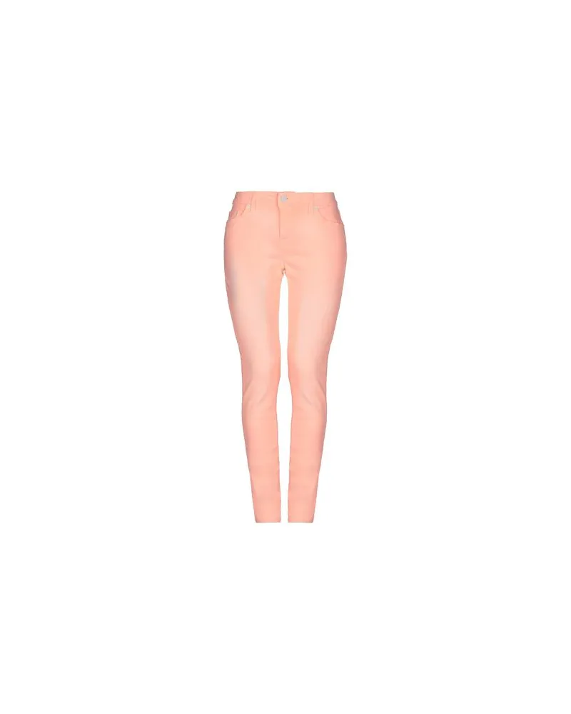 Levi's HOSEN & RÖCKE - Jeanshosenauf YOOX.COM Pfirsich