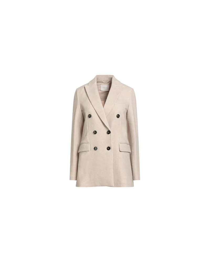 CIRCOLO 1901 ANZÜGE und CO-ORDS - Blazersauf YOOX.COM Beige