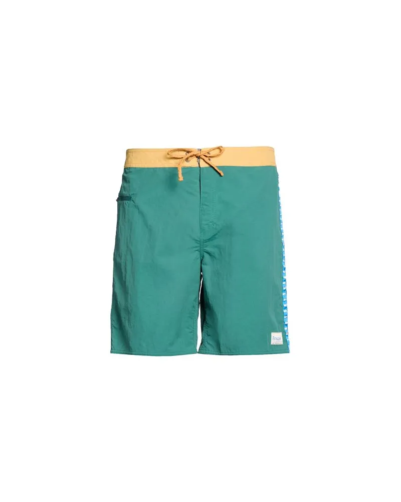 Patagonia HOSEN & RÖCKE - Shorts & Bermudashortsauf YOOX.COM Grün