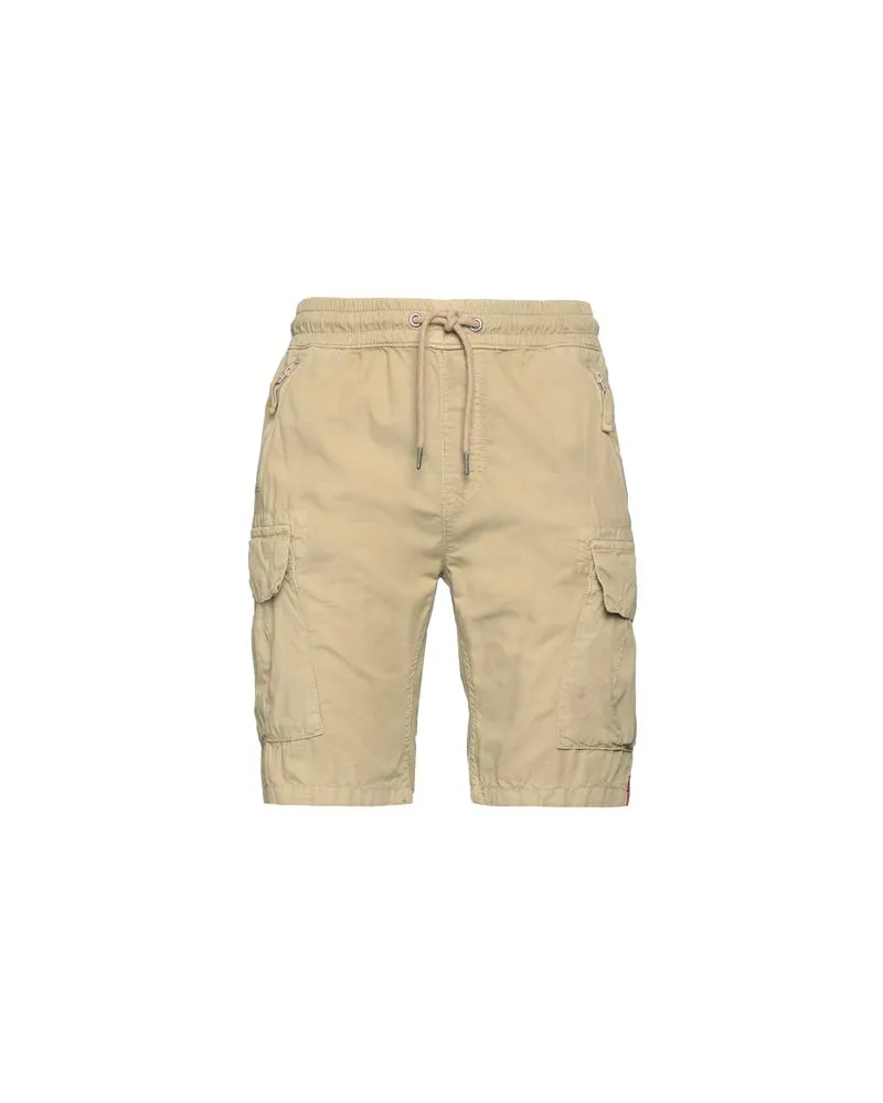 Alpha Industries HOSEN & RÖCKE - Shorts & Bermudashortsauf YOOX.COM Sand