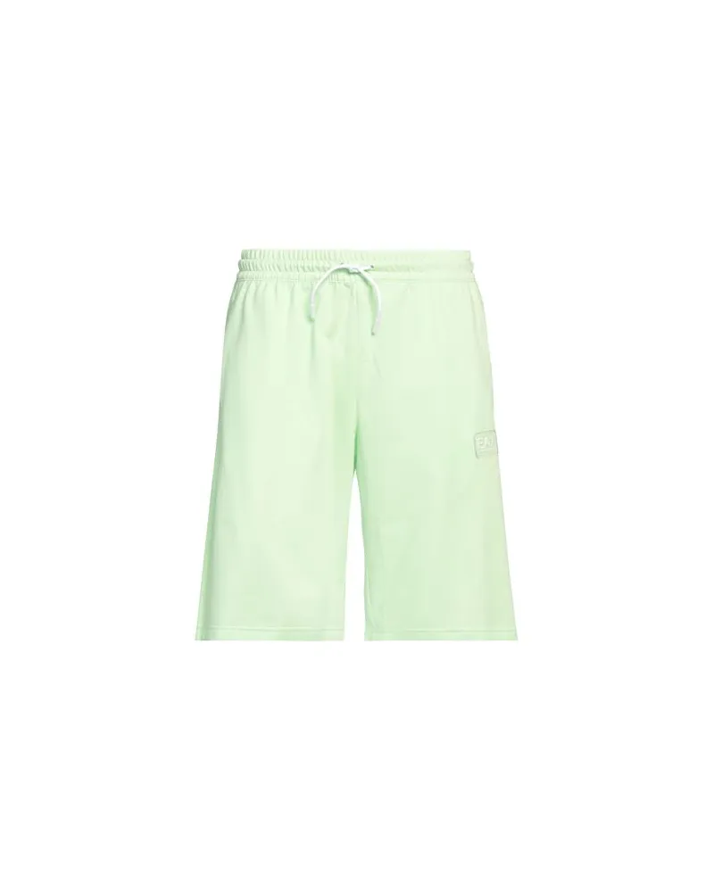 EA7 HOSEN & RÖCKE - Shorts & Bermudashortsauf YOOX.COM Säuregrün