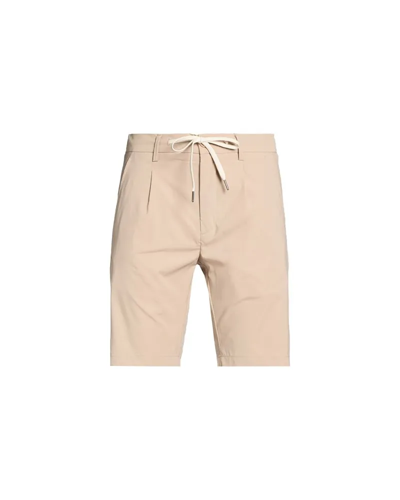 AT.P.CO HOSEN & RÖCKE - Shorts & Bermudashortsauf YOOX.COM Beige