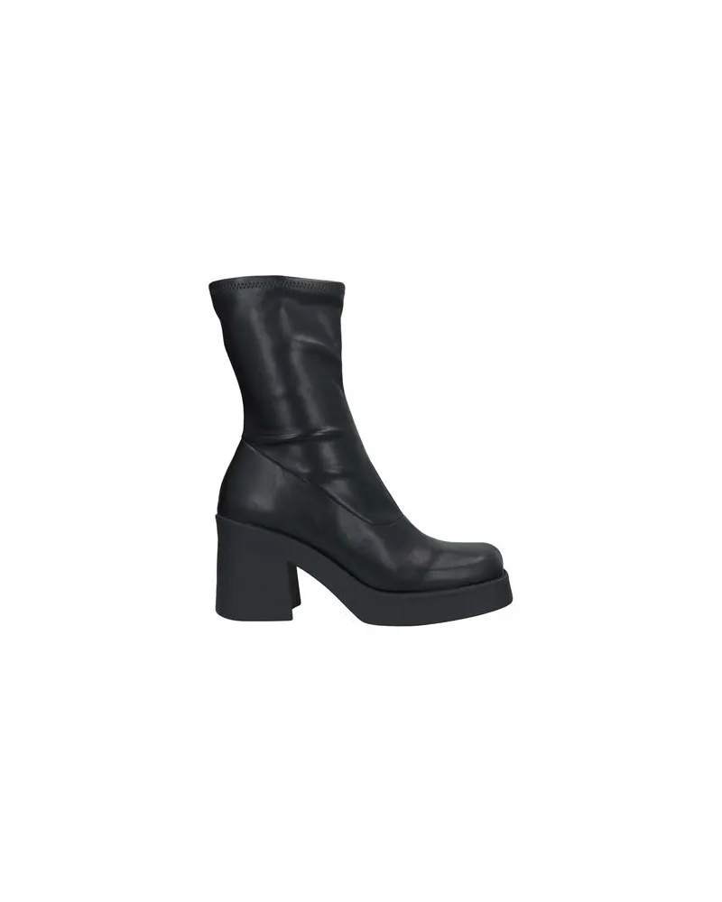 Steve Madden ANKLE BOOTS  - SCHUHE - Stiefelettenauf YOOX.COM Schwarz