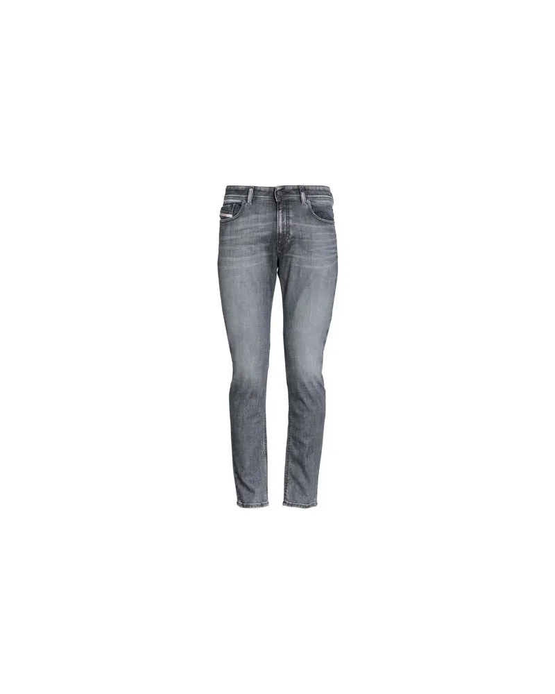 Diesel HOSEN & RÖCKE - Jeanshosenauf YOOX.COM Grau