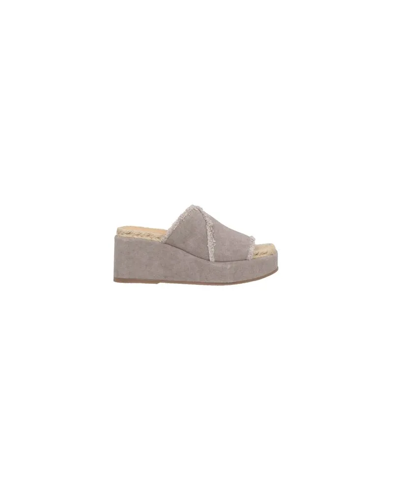 Castañer SCHUHE - Sandalenauf YOOX.COM Grau
