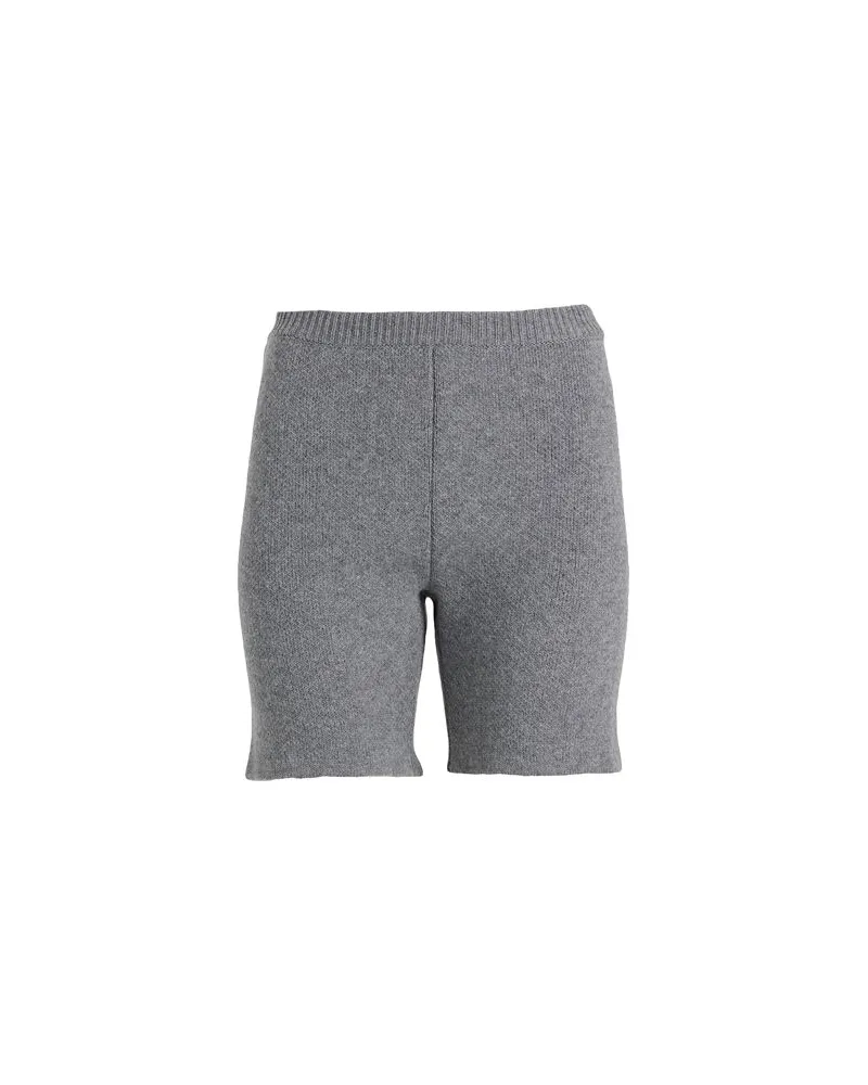 Magda Butrym HOSEN & RÖCKE - Shorts & Bermudashortsauf YOOX.COM Grau