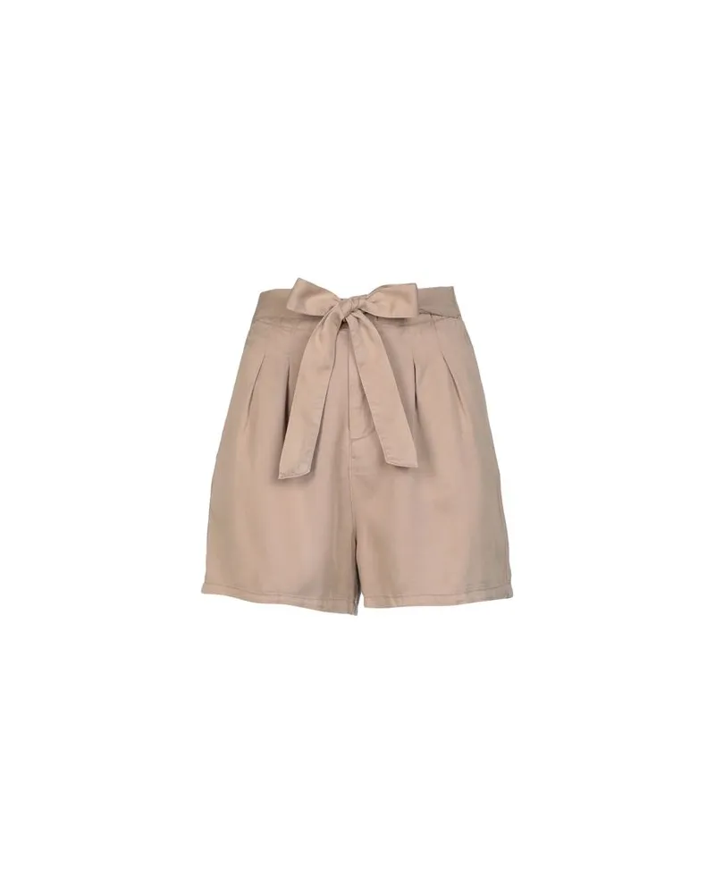 Vero Moda VMMIA HR LOOSE SUMMER SHORTS GA NOOS - HOSEN & RÖCKE - Shorts & Bermudashortsauf YOOX.COM Sand
