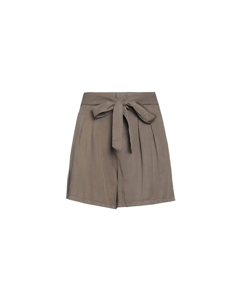 Vero Moda VMMIA HR LOOSE SUMMER SHORTS GA NOOS - HOSEN & RÖCKE - Shorts & Bermudashortsauf YOOX.COM Khaki