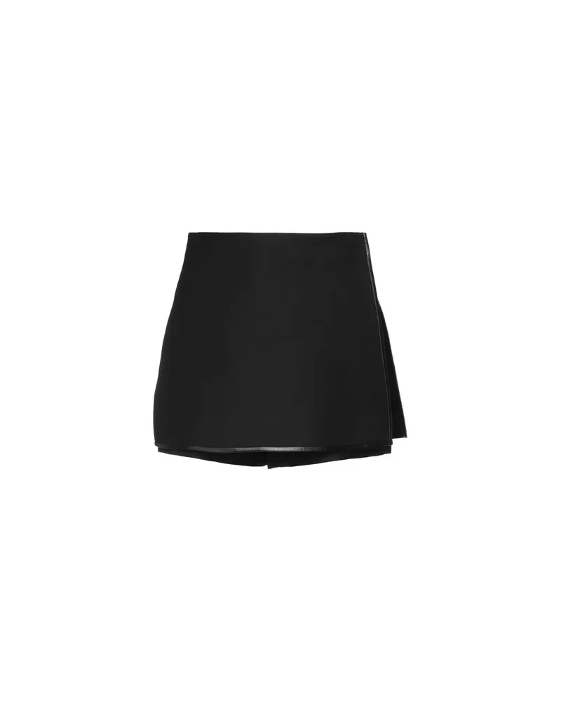 Valentino Garavani HOSEN & RÖCKE - Shorts & Bermudashortsauf YOOX.COM Schwarz