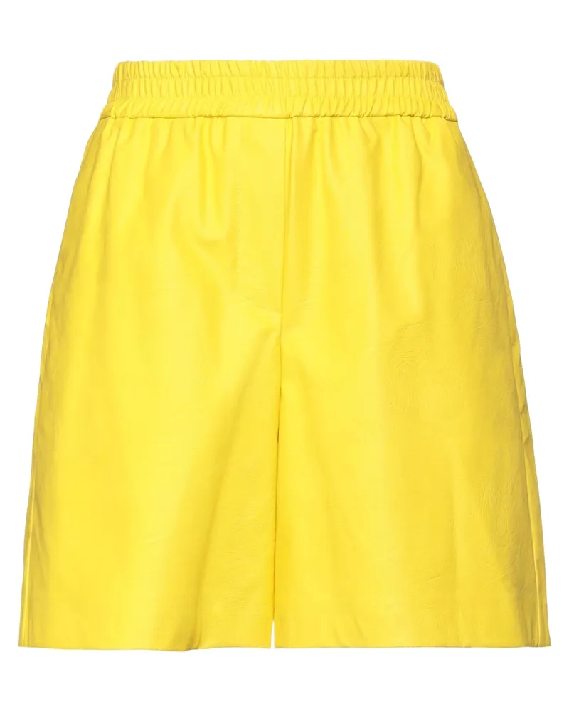 NUDE Shorts & Bermudashorts Gelb