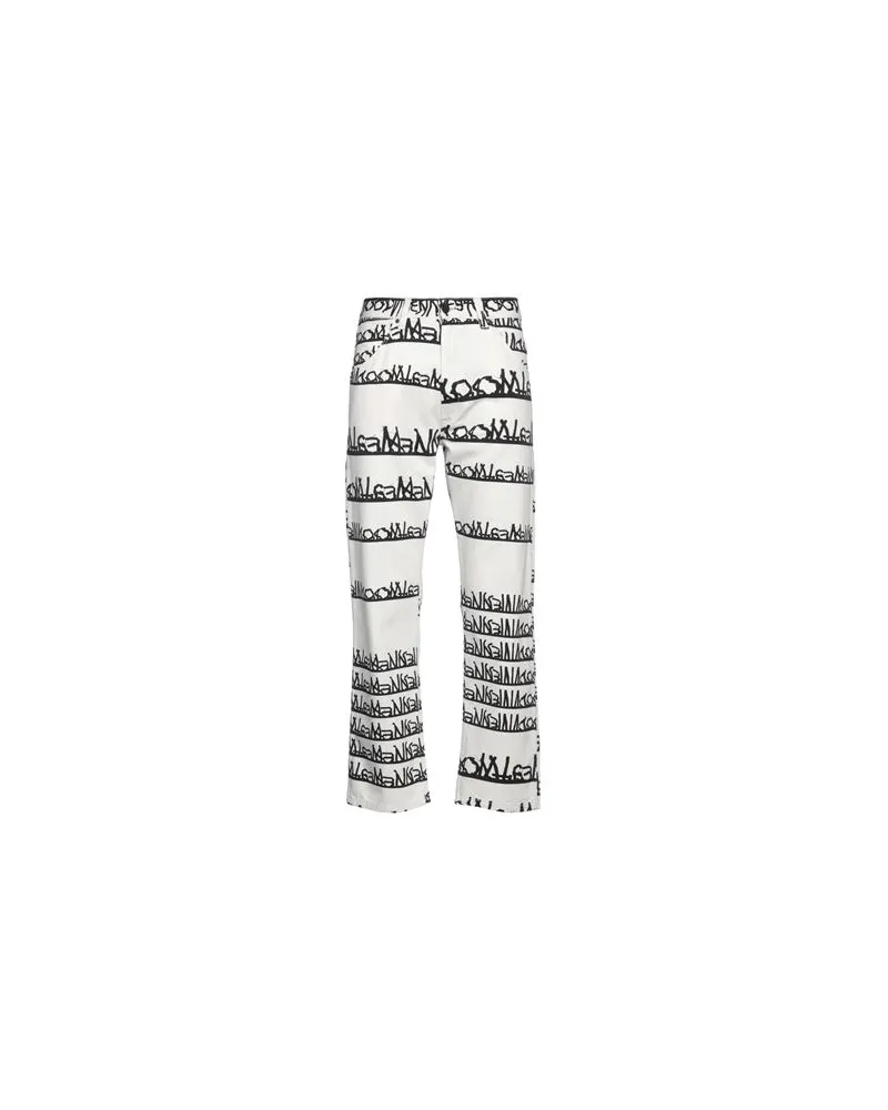 Vivienne Westwood HOSEN & RÖCKE - Jeanshosenauf YOOX.COM Weiß