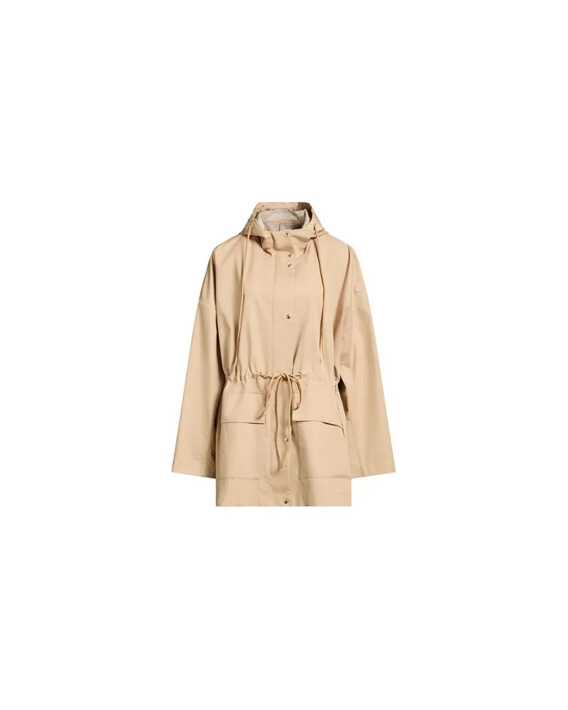 Moncler JACKEN & MÄNTEL - Jacken, Mäntel & Trenchcoatsauf YOOX.COM Beige