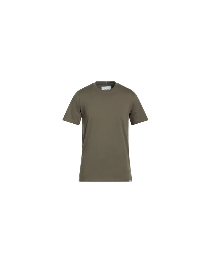 LES DEUX TOPS - T-shirtsauf YOOX.COM Militärgrün