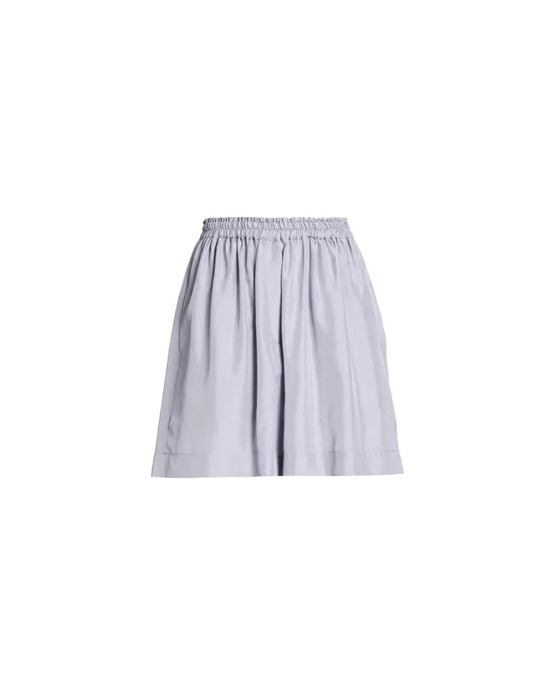 Jucca HOSEN & RÖCKE - Shorts & Bermudashortsauf YOOX.COM Lila