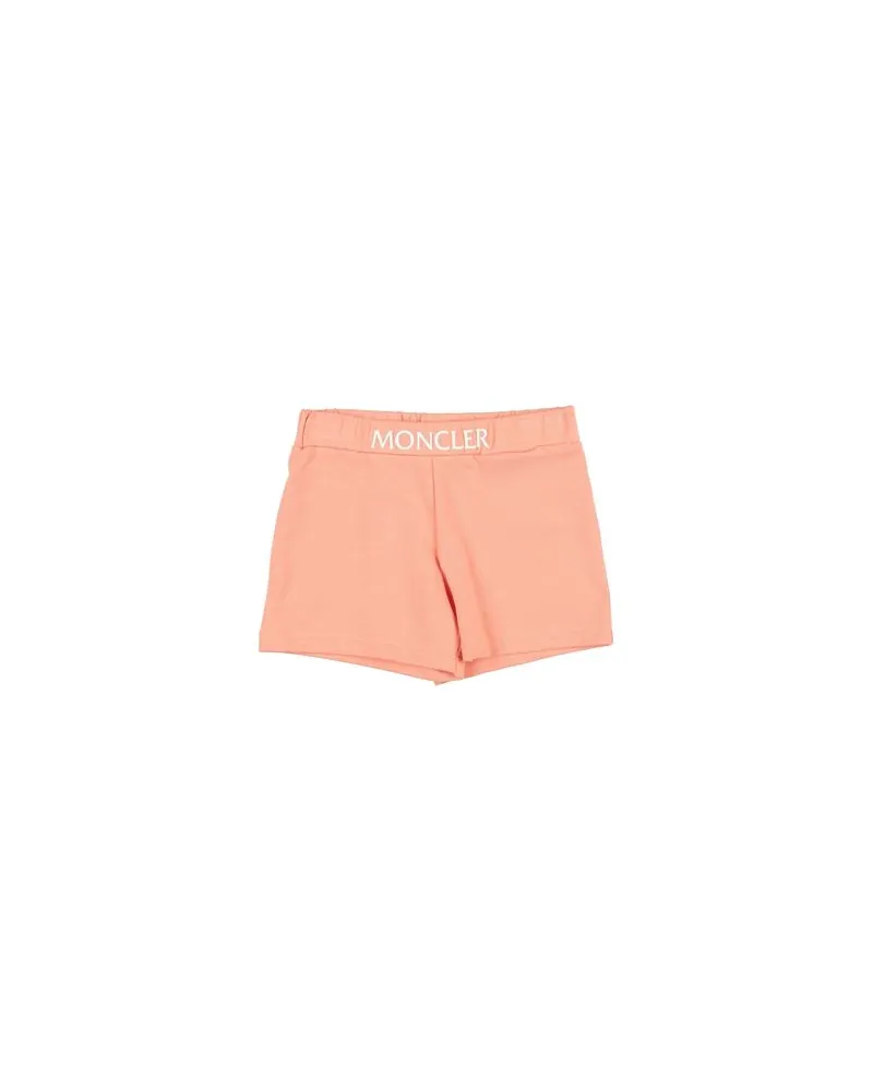 Moncler HOSEN & RÖCKE - Shorts & Bermudashortsauf YOOX.COM Lachs