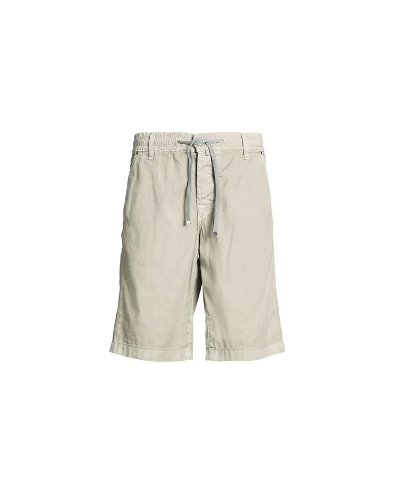 Jacob Cohën HOSEN & RÖCKE - Shorts & Bermudashortsauf YOOX.COM Hellgrau