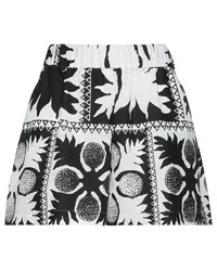 RED Valentino Shorts & Bermudashorts Weiß