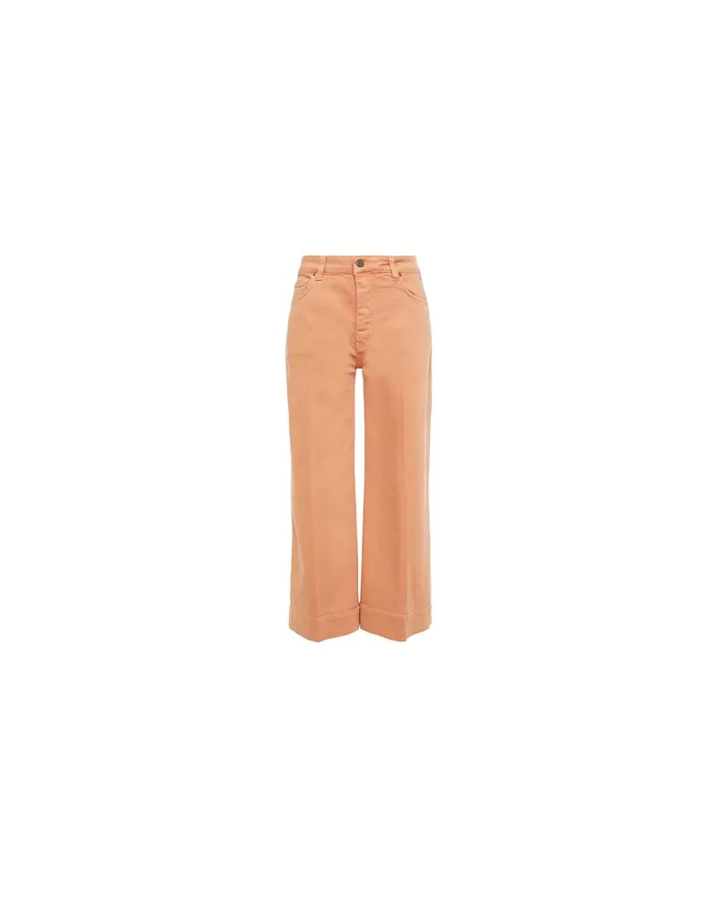 Victoria Beckham HOSEN & RÖCKE - Jeanshosenauf YOOX.COM Lachs