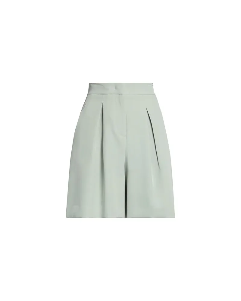 HINNOMINATE HOSEN & RÖCKE - Shorts & Bermudashortsauf YOOX.COM Salbeigrün