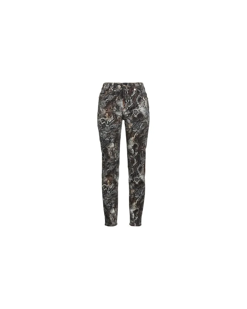 Just Cavalli HOSEN & RÖCKE - Jeanshosenauf YOOX.COM Dunkelbraun