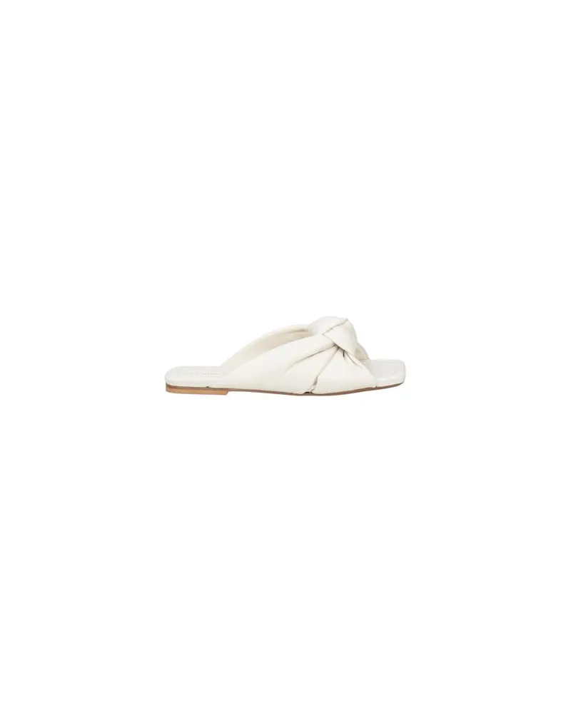 Baldinini TREND - SCHUHE - Sandalenauf YOOX.COM Elfenbein