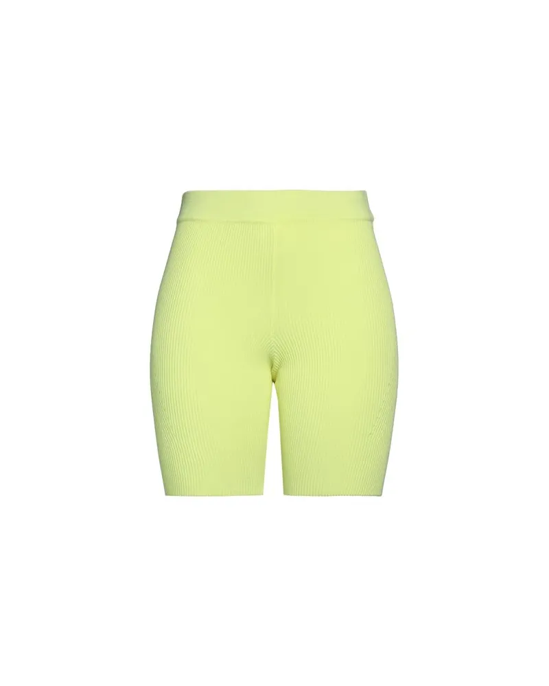 VICOLO HOSEN & RÖCKE - Shorts & Bermudashortsauf YOOX.COM Gelb