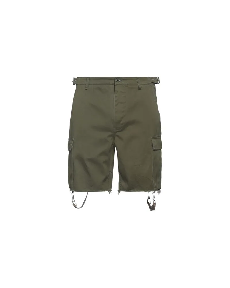 Celine HOSEN & RÖCKE - Shorts & Bermudashortsauf YOOX.COM Militärgrün