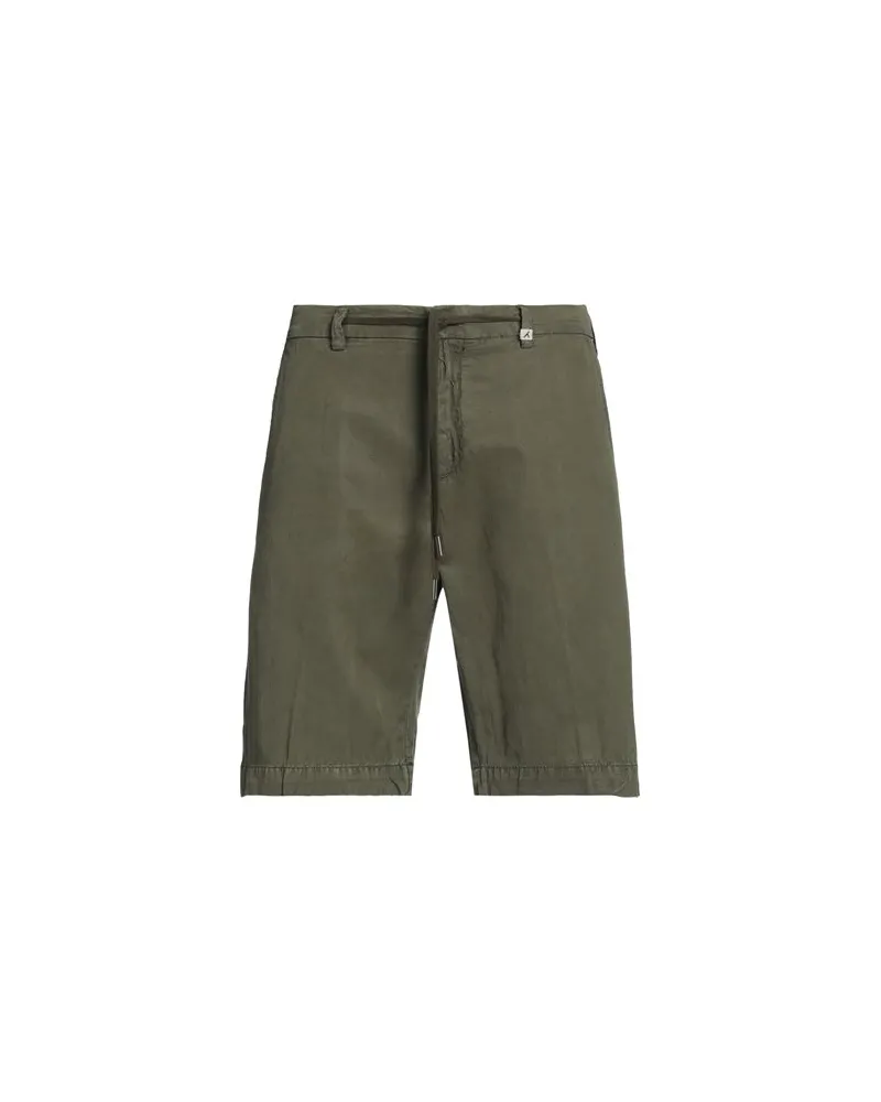MYTHS HOSEN & RÖCKE - Shorts & Bermudashortsauf YOOX.COM Militärgrün