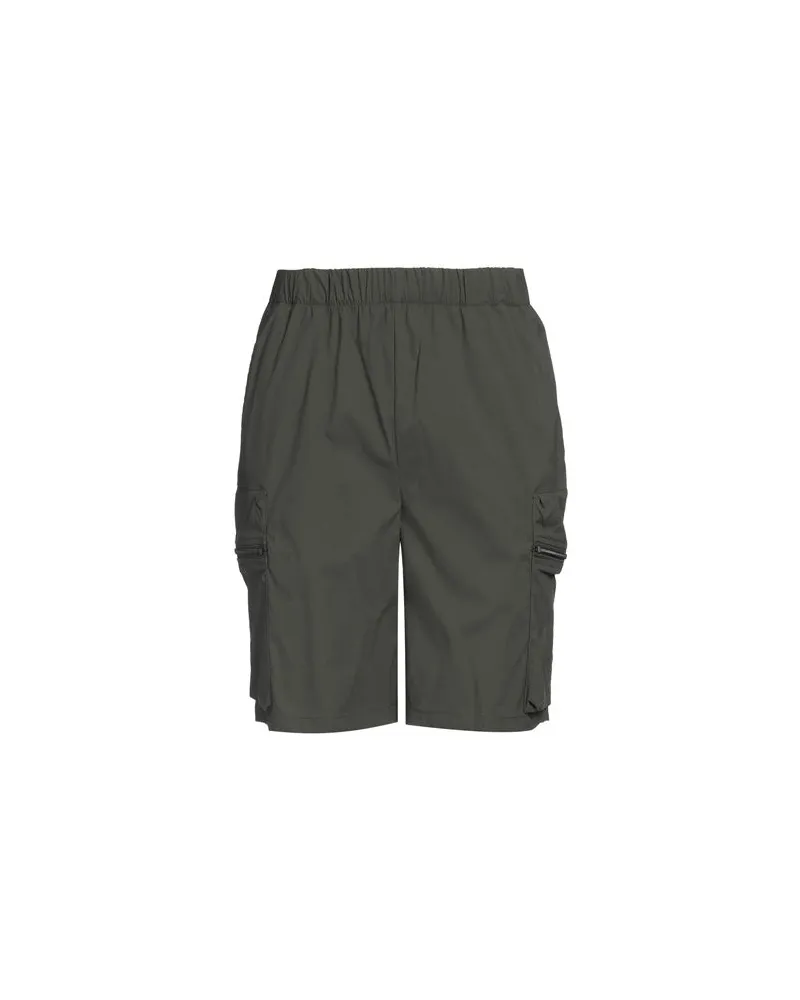 RAINS HOSEN & RÖCKE - Shorts & Bermudashortsauf YOOX.COM Militärgrün