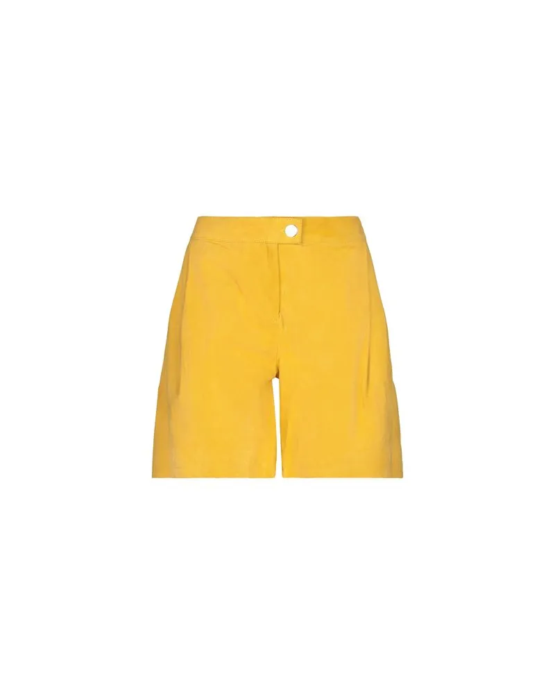 Liu Jo HOSEN & RÖCKE - Shorts & Bermudashortsauf YOOX.COM Gelb
