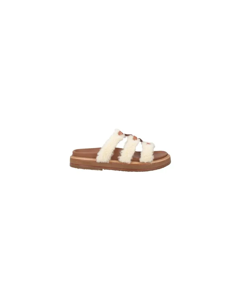 Celine SCHUHE - Sandalenauf YOOX.COM Lederfarben