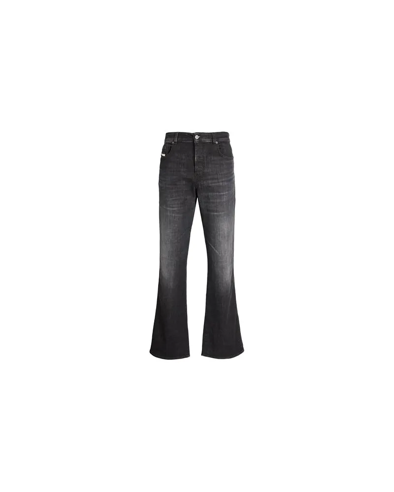 Diesel HOSEN & RÖCKE - Jeanshosenauf YOOX.COM Schwarz