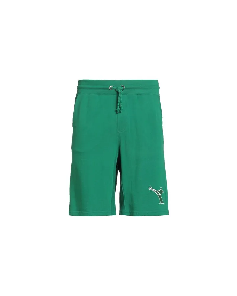 Diadora HOSEN & RÖCKE - Shorts & Bermudashortsauf YOOX.COM Grün