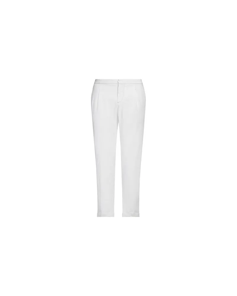 Entre Amis HOSEN & RÖCKE - Jeanshosenauf YOOX.COM Weiß