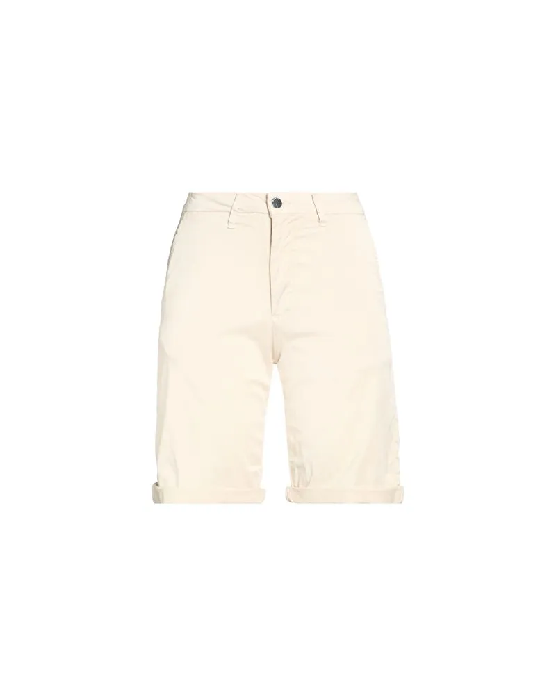 Guess HOSEN & RÖCKE - Shorts & Bermudashortsauf YOOX.COM Beige