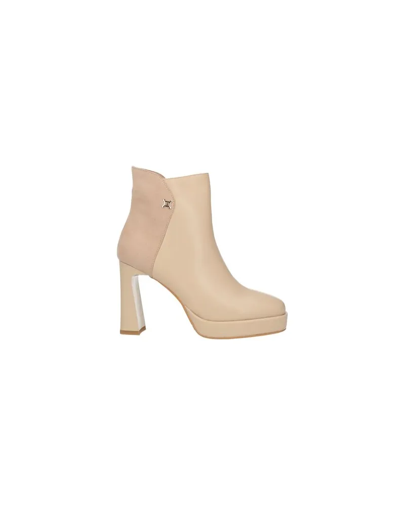 Laura Biagiotti SCHUHE - Stiefelettenauf YOOX.COM Beige