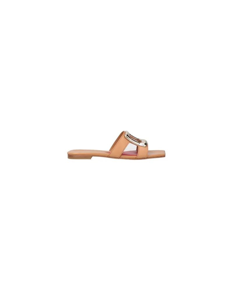 Roger Vivier SCHUHE - Sandalenauf YOOX.COM Lederfarben