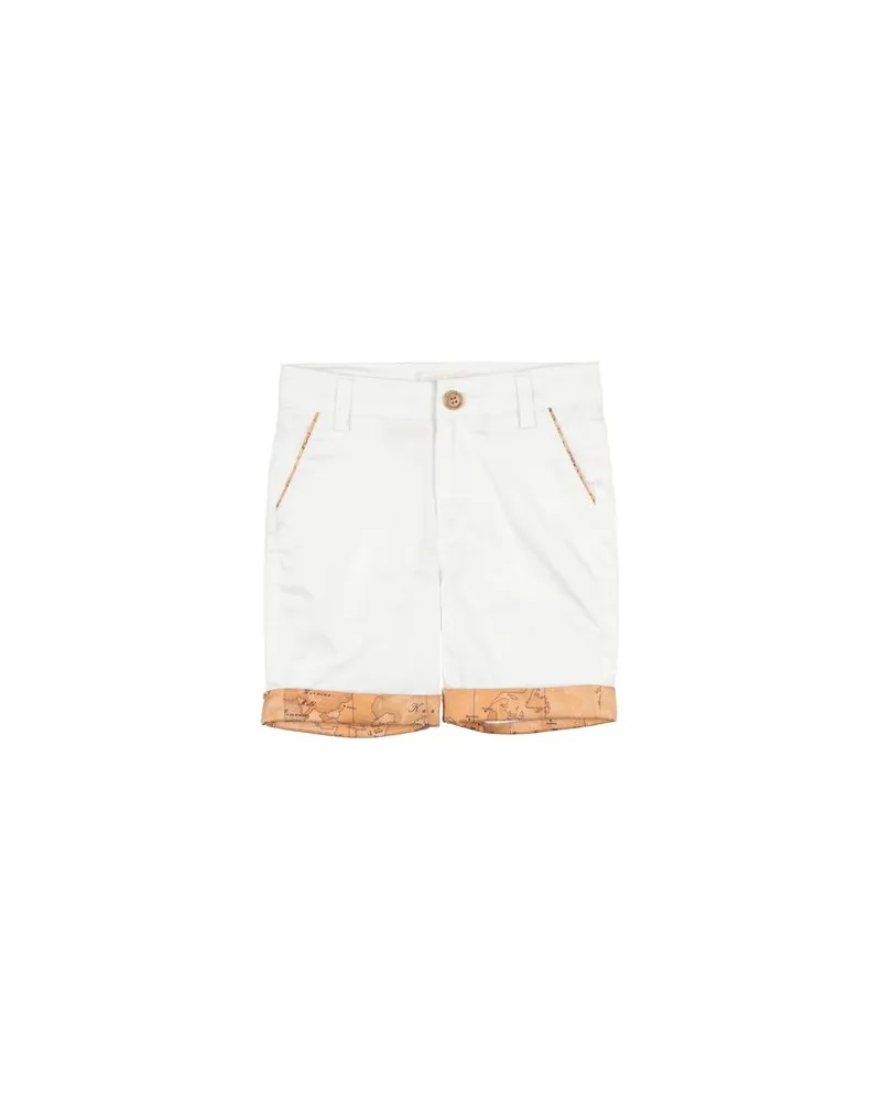 Alviero Martini HOSEN & RÖCKE - Shorts & Bermudashortsauf YOOX.COM Weiß
