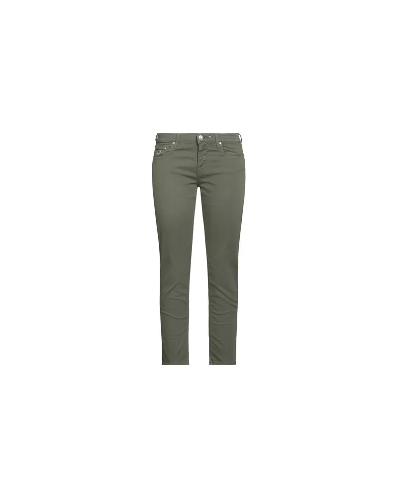 Jacob Cohën HOSEN & RÖCKE - Jeanshosenauf YOOX.COM Militärgrün
