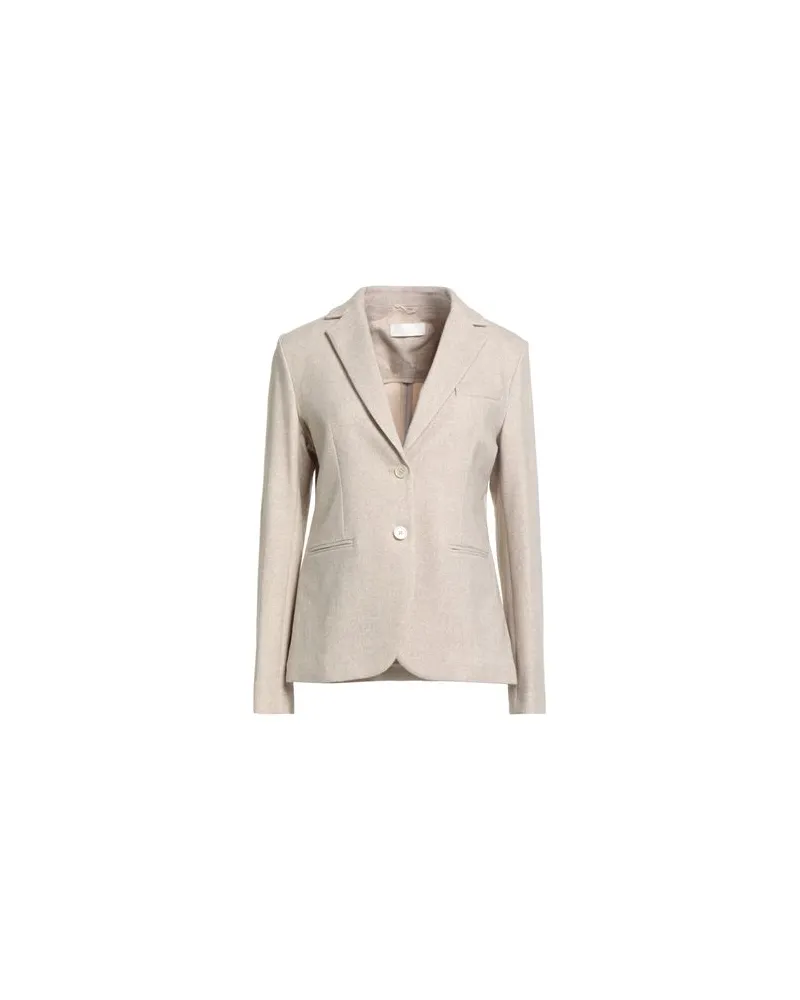 CIRCOLO 1901 ANZÜGE und CO-ORDS - Blazersauf YOOX.COM Beige